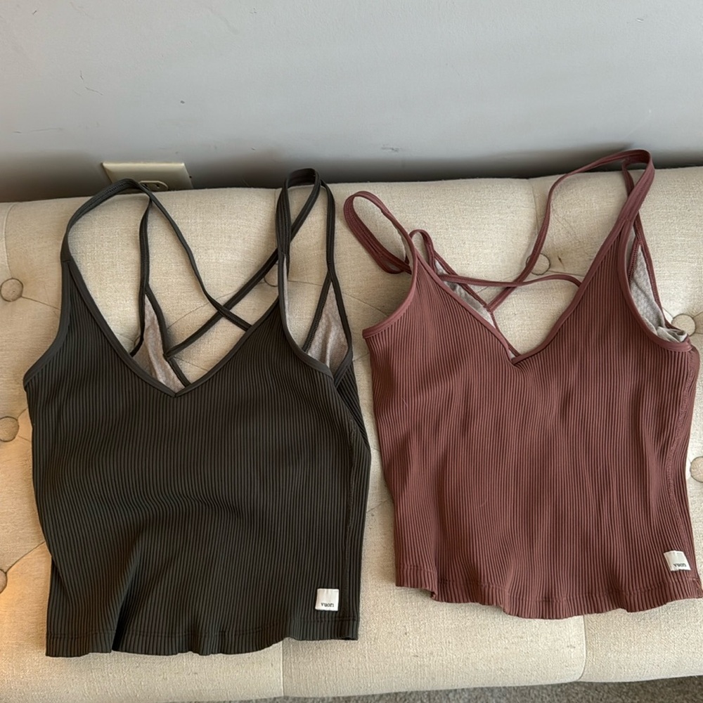 Vuori cropped workout tanks